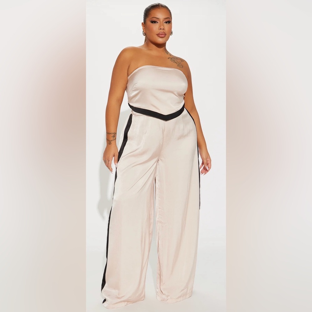Fashion Nova Cream and Black 2 Piece Set